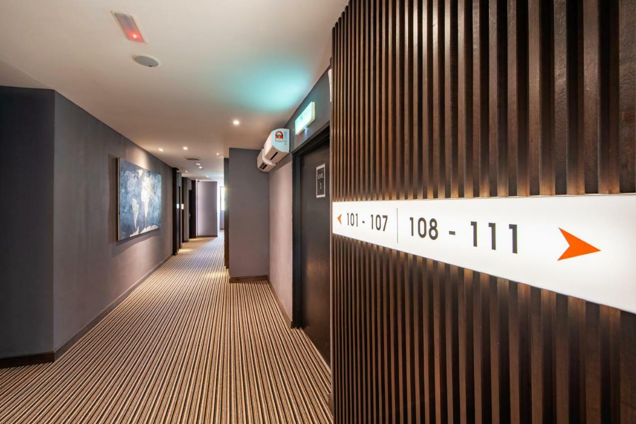 Orange Business Hotel Petaling Jaya Exterior photo